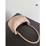 2024年原版復刻新品入荷 ボッテガヴェネタ バッグ BZ工場 SIZE:24.5*7*19cm