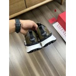 2024年9月29日早秋原版復刻新品入荷VALENTINOスニーカー 3工場