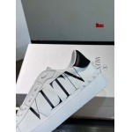 2024年9月30日早秋原版復刻新品入荷VALENTINOスニーカー LIUX工場