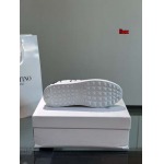2024年9月30日早秋原版復刻新品入荷VALENTINOスニーカー LIUX工場