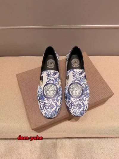 2024年10月7日早秋新品入荷ヴェルサーチ スニーカー dam工場