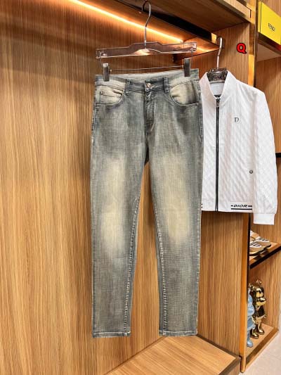 2024年10月22日秋冬高品質新品入荷 アルマーニジーンズ  Q工場29-40