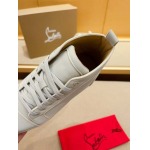 2024年10月8日早秋新品入荷クリスチャンルブタン スニーカー YUHE工場