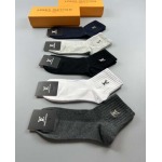 2024年秋冬新品人気 ルイヴィトン靴下一箱5足セット