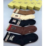 2024年秋冬新品人気 バーバリー 靴下一箱5足セット