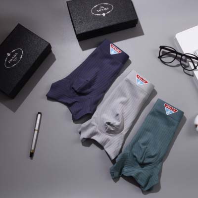 2024年秋冬新品人気PRADA 下着一箱ごとに3枚