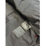 2024年10月28日秋冬高品質新品入荷 PRADA  綿入れの服ベストアウター FF工場