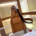 2024年秋冬新品M24861 ルイヴィトン フルレザーのショッピングバッグ zhy工場