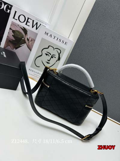 2024年11月1日秋冬新品入荷イヴサンローラン カードパック zhy工場18/11/6.5 cm