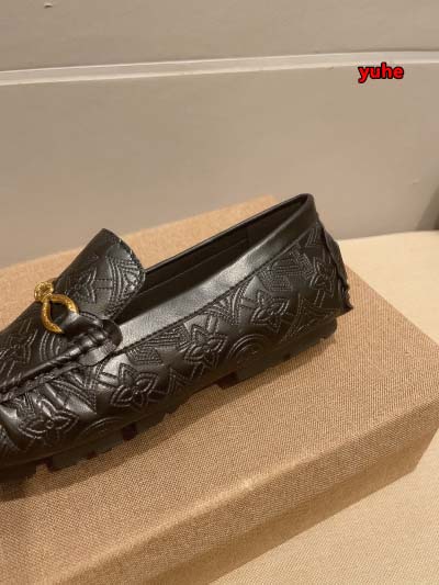 2024年11月25日秋冬 新品入荷ルイヴィトン革靴 スニーカー HY工場