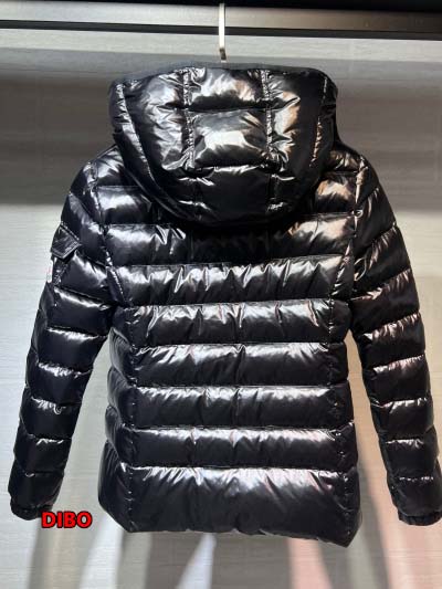 2024年11月29日秋冬高品質新品入荷モンクレール 女性 ダウンジャケットdib工場