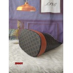 2024年11月1日秋冬新品入荷CELINE  バッグ zhy工場40cm-24cm-17cm