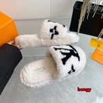 2024年11月22日秋冬高品質新品入荷ルイヴィトン女性ラムウールのスリッパ HY工場35-41