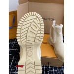 2024年11月22日秋冬高品質新品入荷ルイヴィトン女性 ショートブーツスニーカー HY工場35-41