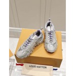 2024年11月25日秋冬高品質新品入荷ルイヴィトン女性スニーカー HY工場