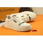 2024年11月25日秋冬新品入荷ルイヴィトンスニーカー HY工場