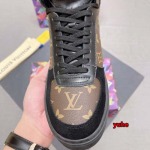 2024年11月25日秋冬新品入荷ルイヴィトンスニーカー HY工場