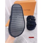 2024年11月25日秋冬高品質新品入荷ルイヴィトン ウールのスリッパ  HY工場