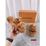 2024年11月25日秋冬高品質新品入荷ルイヴィトン ウールのスリッパ  HY工場