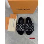 2024年11月25日秋冬高品質新品入荷ルイヴィトン ウールのスリッパ  HY工場