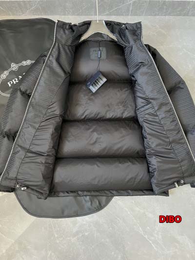 2024年12月1日秋冬高品質新品入荷PRADA  ダウンジャケットdib工場