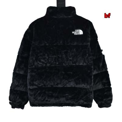 2025年11月3日秋冬新品入荷Supreme & The North Faceダウンジャケット