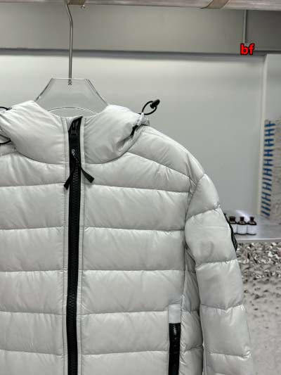 2025年11月4日秋冬高品質新品入荷 C a n a d a G o o s e ダウンジャケット BF工場