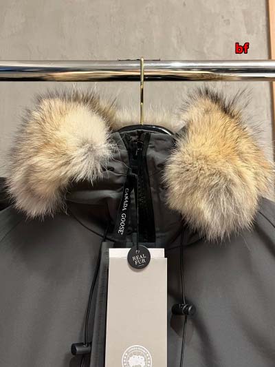 2025年11月4日秋冬高品質新品入荷 C a n a d a G o o s e ダウンジャケット BF工場