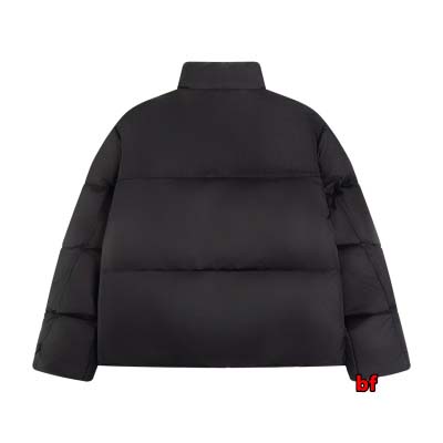 2024年12月11日秋冬高品質PRADA ダウンジャケットアウター bf工場