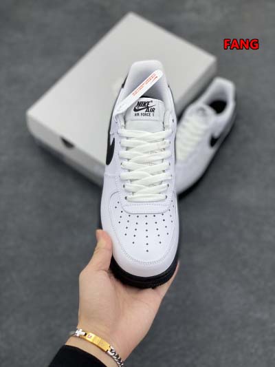 2024年12月20日秋冬新作入荷 NIKE スニーカー FANG工場