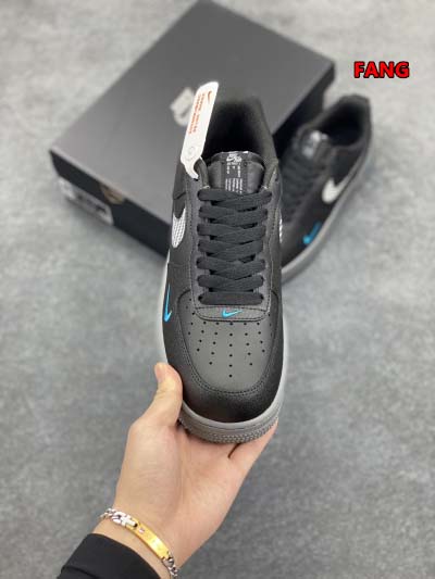 2024年12月20日秋冬新作入荷 NIKE スニーカー FANG工場