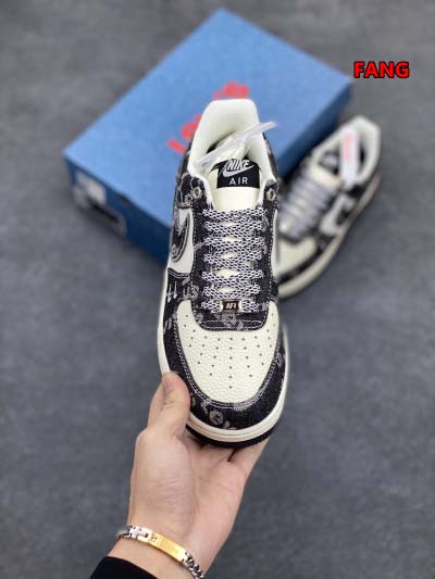 2024年12月20日秋冬新作入荷 NIKE スニーカー FANG工場