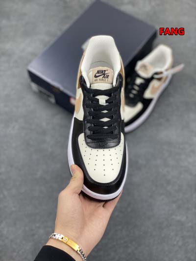 2024年12月20日秋冬新作入荷 NIKE スニーカー FANG工場