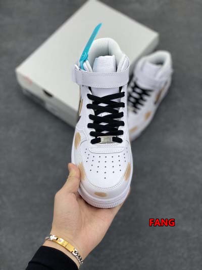 2024年12月20日秋冬新作入荷 NIKE スニーカー FANG工場