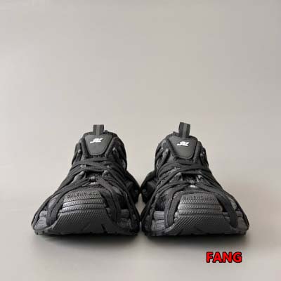 2024年12月20日秋冬原版復刻新作入荷バレンシアガ スニーカー FANG工場