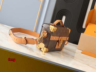 2024年12月25日秋冬新品入荷ルイヴィトン ブランドバッグ feng工場