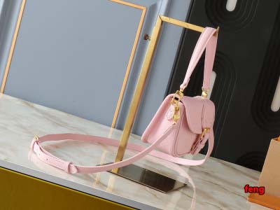 2024年12月25日秋冬新品入荷ルイヴィトン ブランドバッグ feng工場