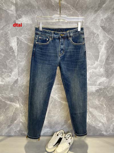 2024年12月26日入荷秋冬新品 FENDI ジーンズ  dtai工場