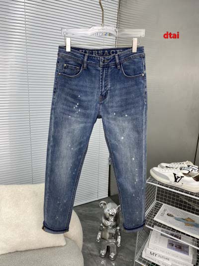 2024年12月26日入荷秋冬新品 ヴェルサーチ ジーンズ   dtai工場
