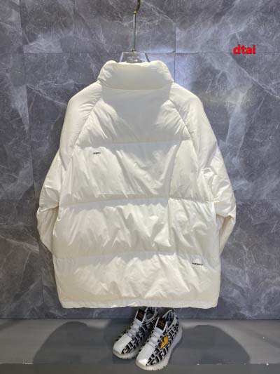 2024年12月27日秋冬新品PRADA ダウンジャケットアウター dongtai工場