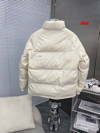 2024年12月27日秋冬新品PRADA ダウンジャケットアウター dongtai工場