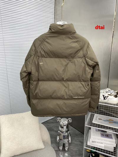 2024年12月27日秋冬新品PRADA ダウンジャケットアウター dongtai工場