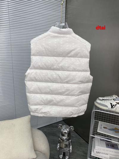 2024年12月27日秋冬新品PRADA ダウンジャケットアウターベスト  dongtai工場