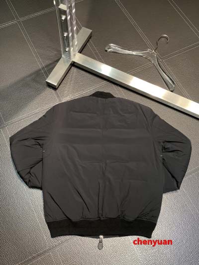 2024年12月30日新品バーバリー ダウンジャケットアウター  chengyuan工場