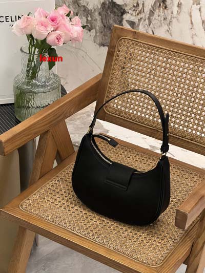 2025年早春新品入荷 CELINE 本革 バッグ lexun工場23-13.5-6cm