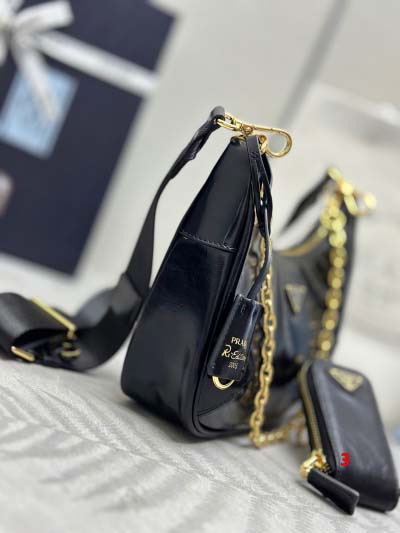 2025年早春高品質新品入荷 PRADA  バッグ 3工場