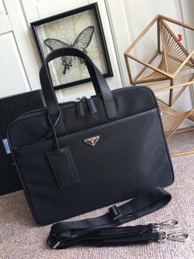 2025年早春高品質新品入荷 PRADA  バッグ 3工場