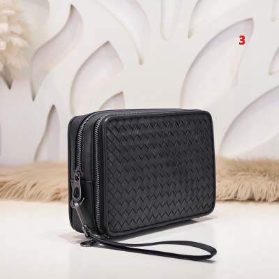 2025年早春新品入荷 Bottega Veneta  クラッチバッグ 3工場