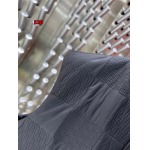 2024年12月9日秋冬高級N品新品 ルイヴィトン綿入れの服ジャケットベスト 520工場