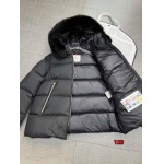 2024年12月10日秋冬人気 モンクレール女性 ダウンジャケット123工場